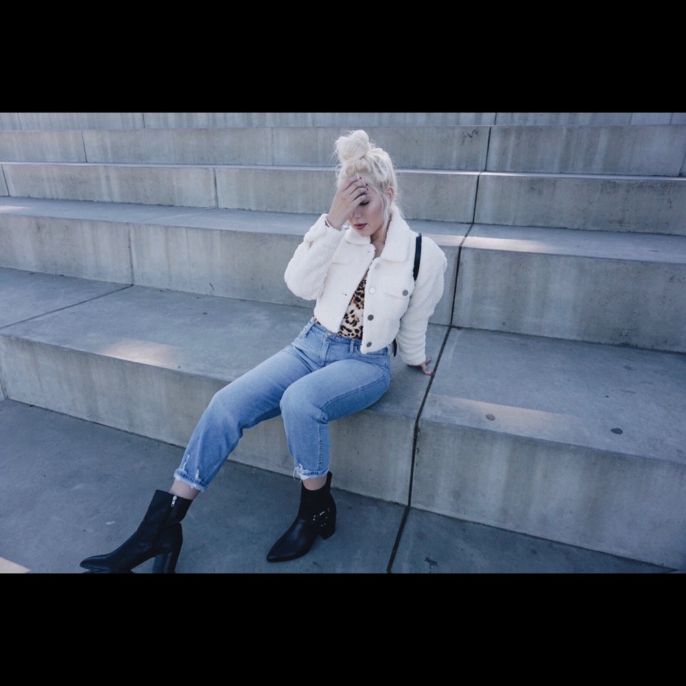 Jacket - Picture 3 of 3